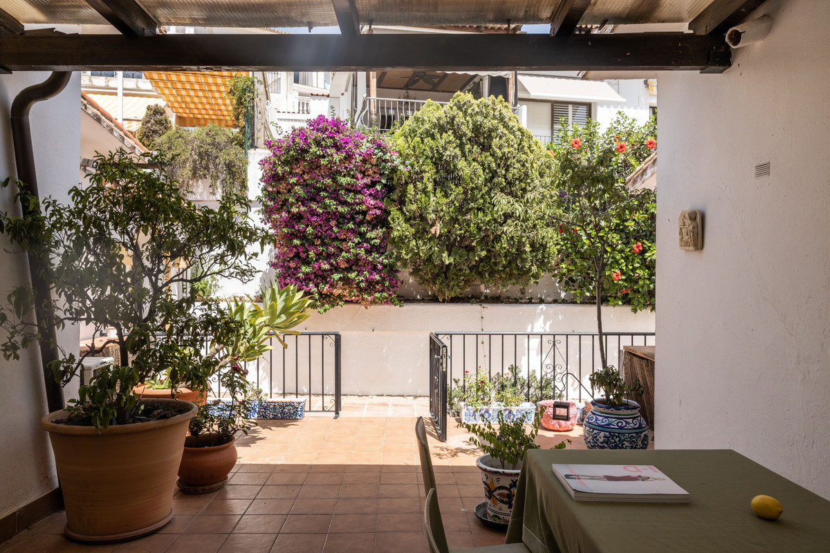 Geschakelde Woning te koop in Istán | 2 slaapkamers H5043157