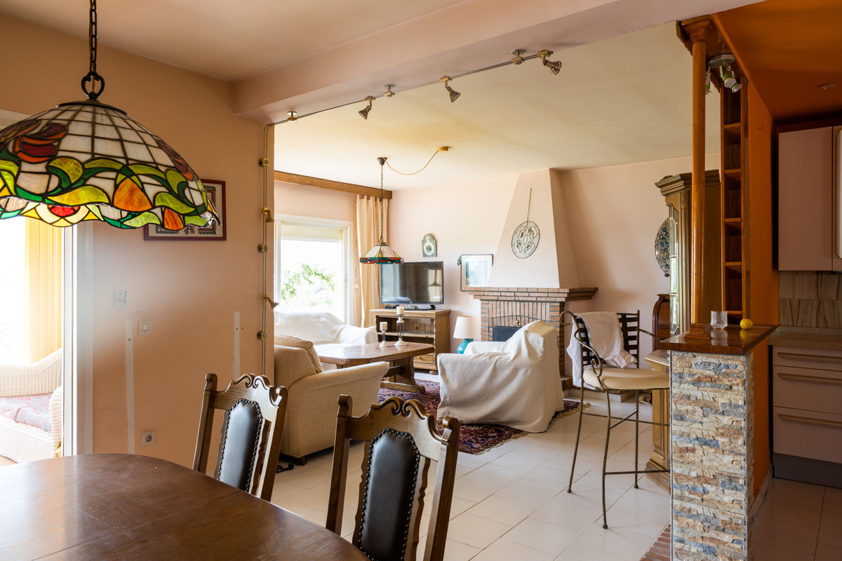 Geschakelde Woning te koop in Istán | 2 slaapkamers H5043157
