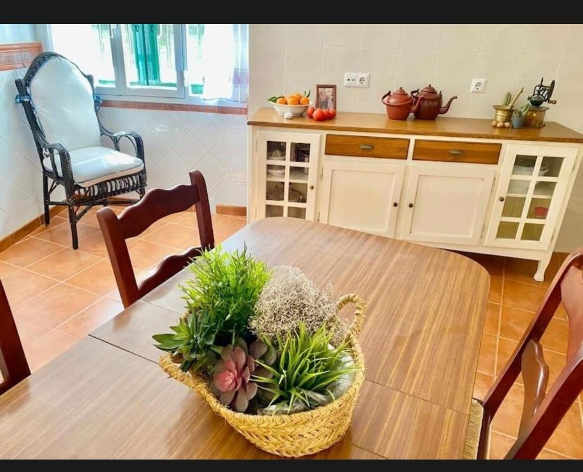 Geschakelde Woning te koop in Istán | 4 slaapkamers H5070118