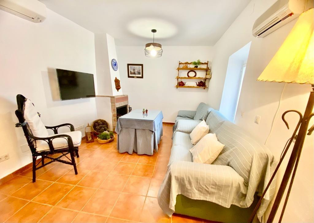Geschakelde Woning te koop in Istán | 4 slaapkamers H5070118