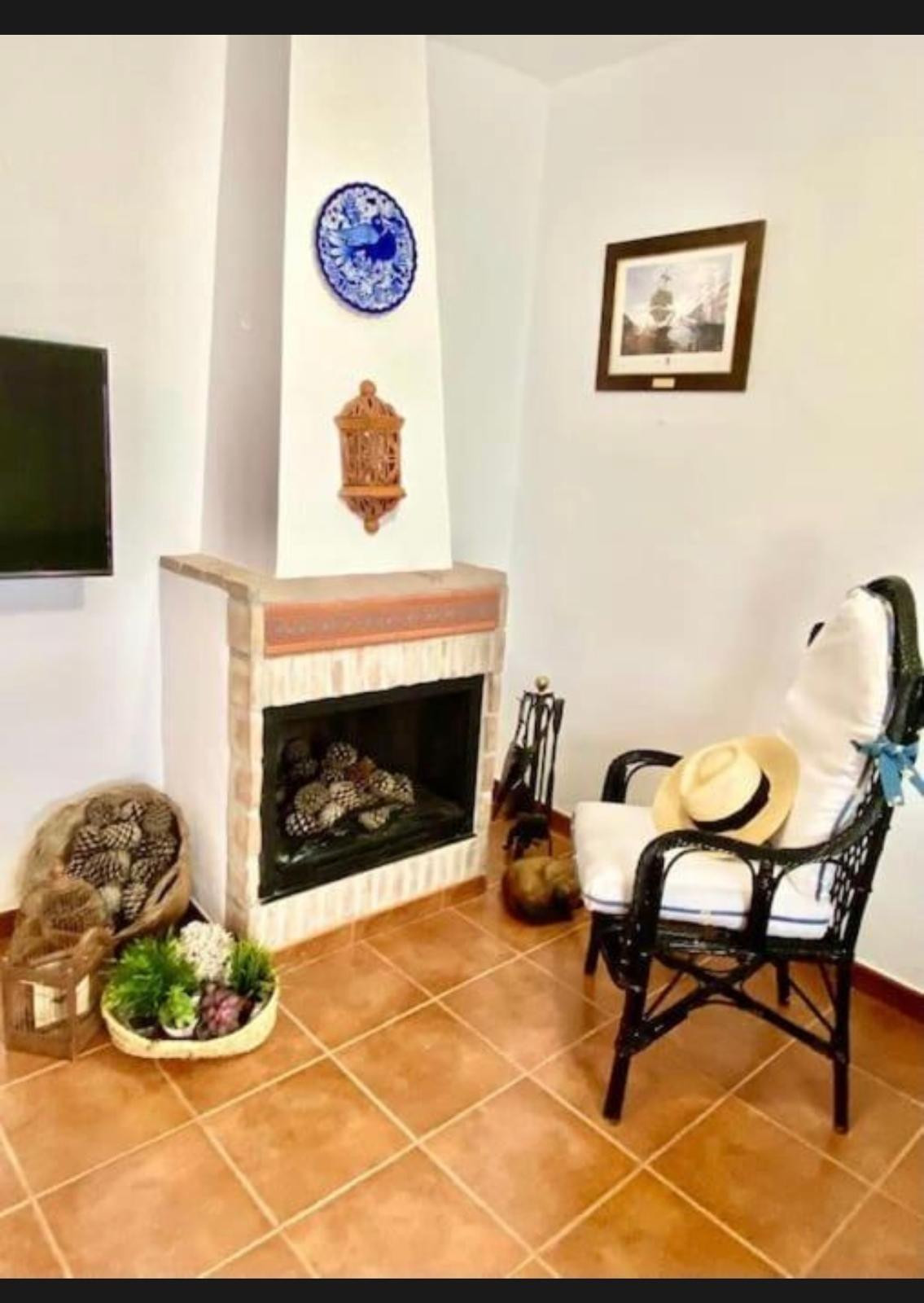 Geschakelde Woning te koop in Istán | 4 slaapkamers H5070118