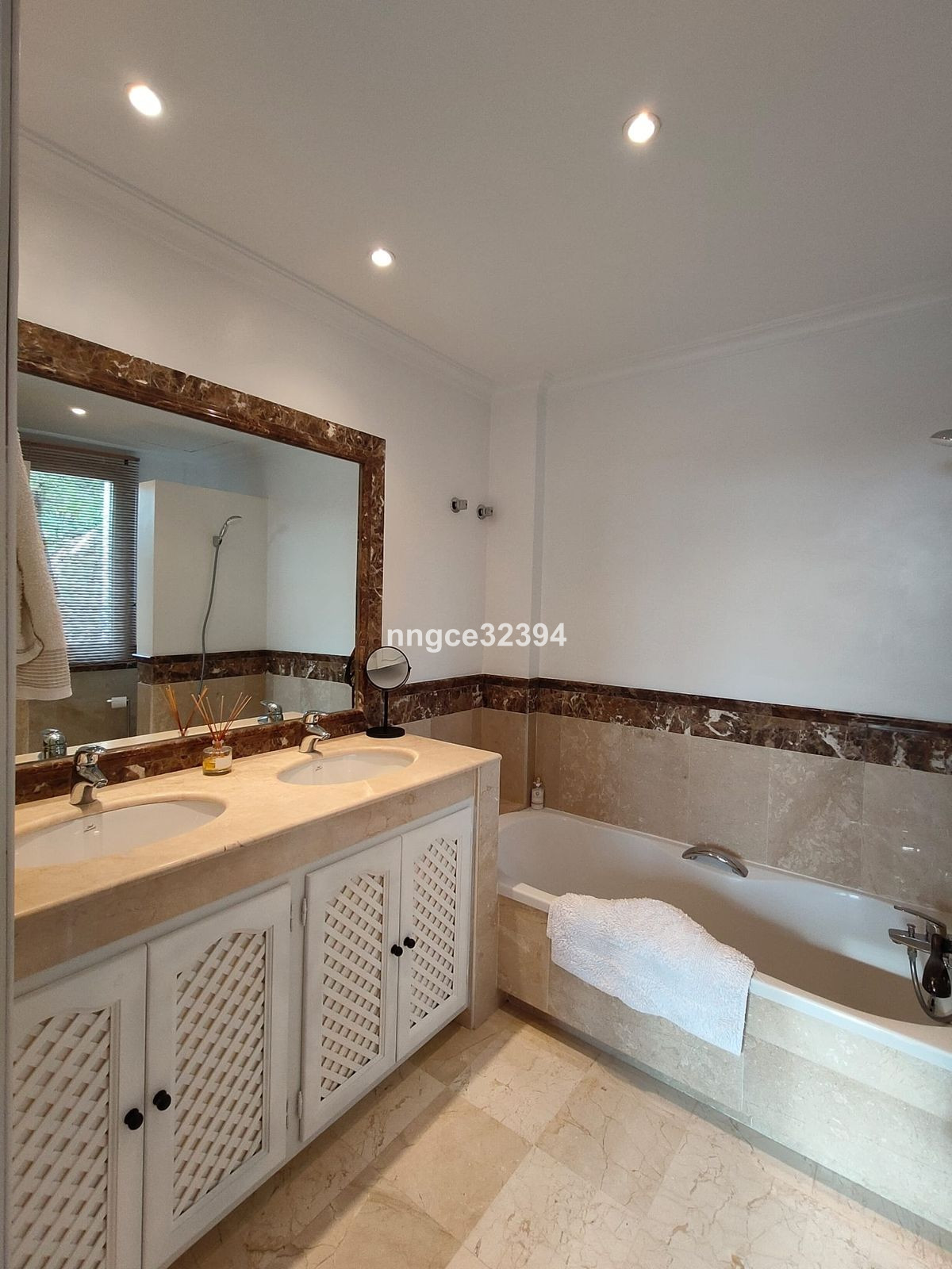 Vrijstaande Villa te koop in Istán | 3 slaapkamers H5106952