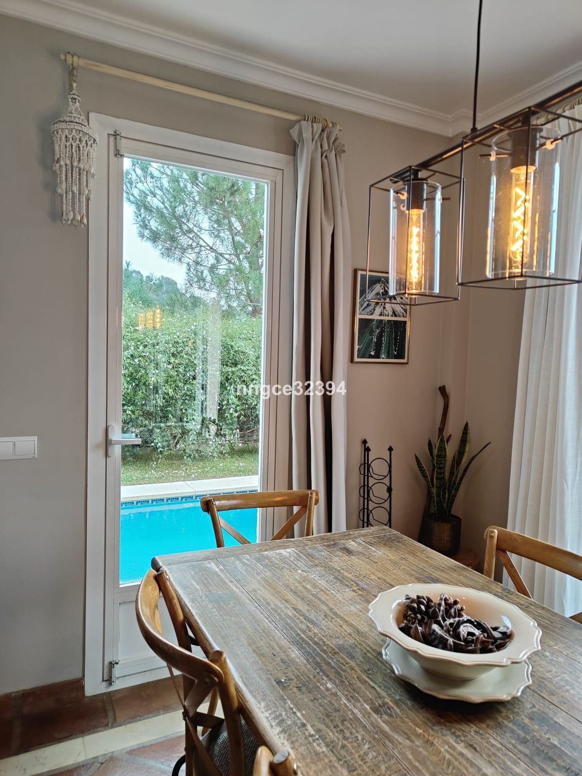 Vrijstaande Villa te koop in Istán | 3 slaapkamers H5106952