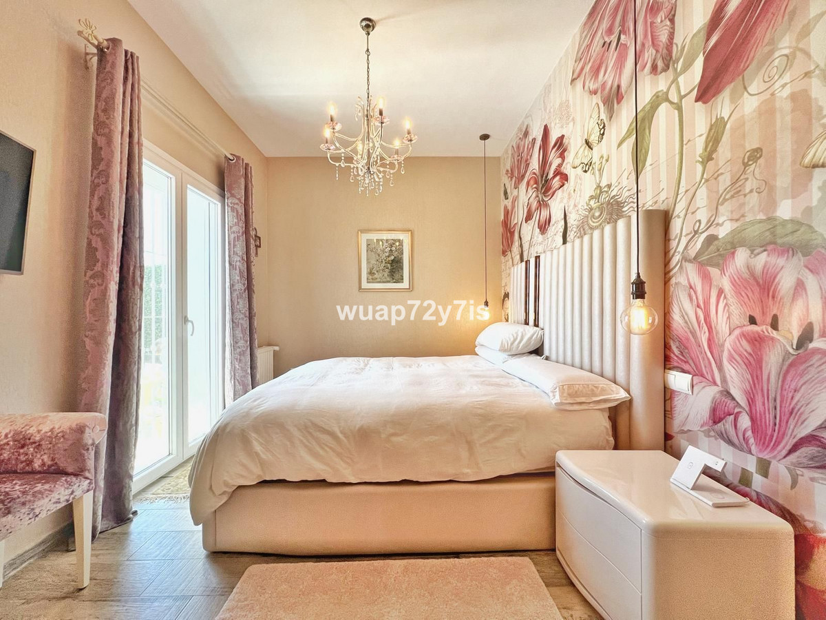 Vrijstaande Villa te koop in Istán | 4 slaapkamers H5121994