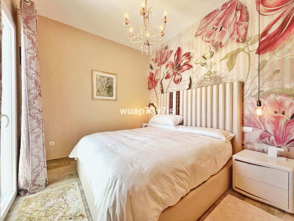 Vrijstaande Villa te koop in Istán | 4 slaapkamers H5121994