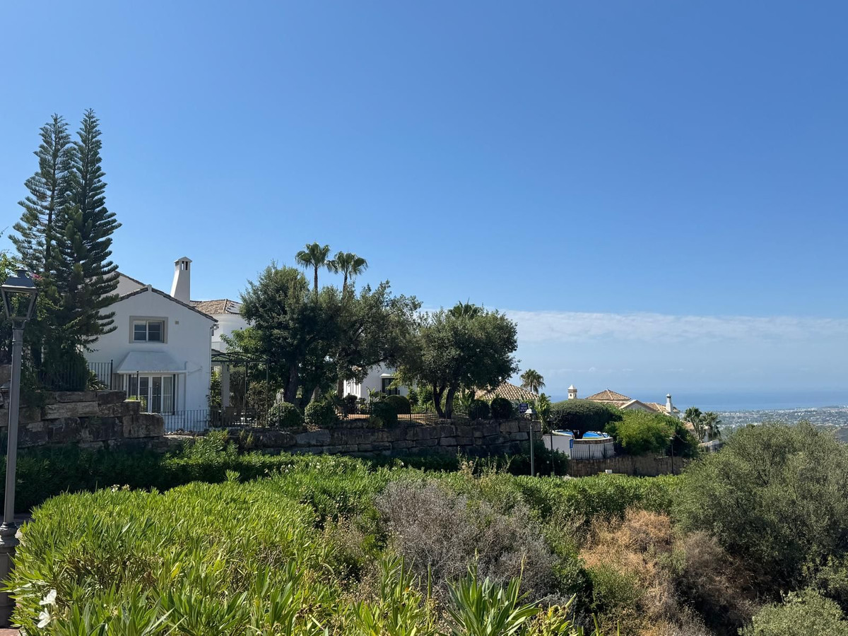 Vrijstaande Villa te koop in Istán | 3 slaapkamers H5126077