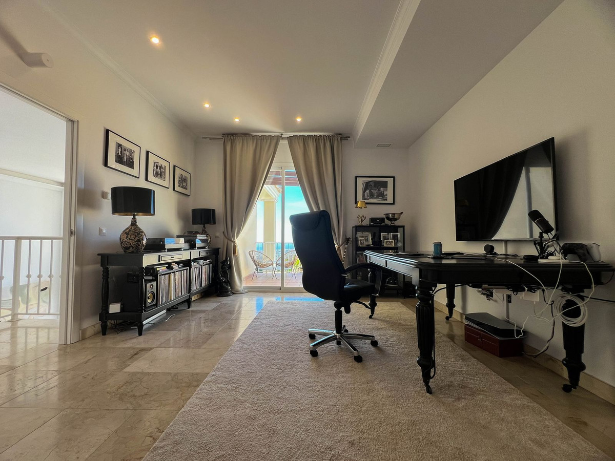 Vrijstaande Villa te koop in Istán | 3 slaapkamers H5139874