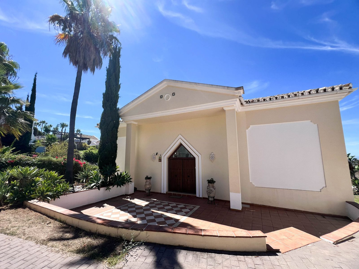 Vrijstaande Villa te koop in Istán | 3 slaapkamers H5139874