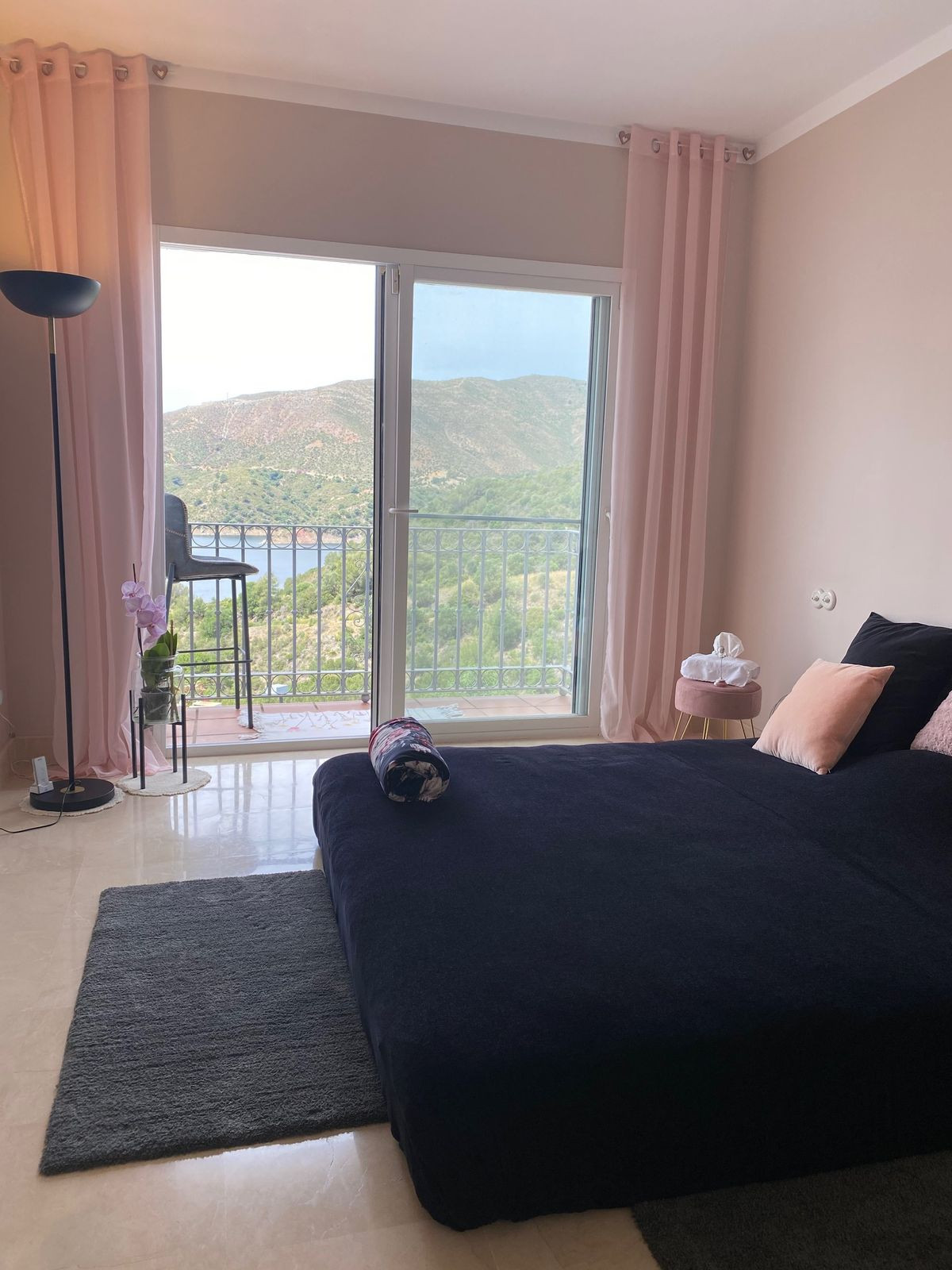 Geschakelde Woning te koop in Istán | 3 slaapkamers H5157373