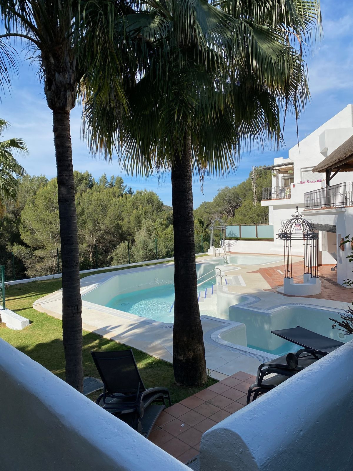 Geschakelde Woning te koop in Istán | 3 slaapkamers H5157373