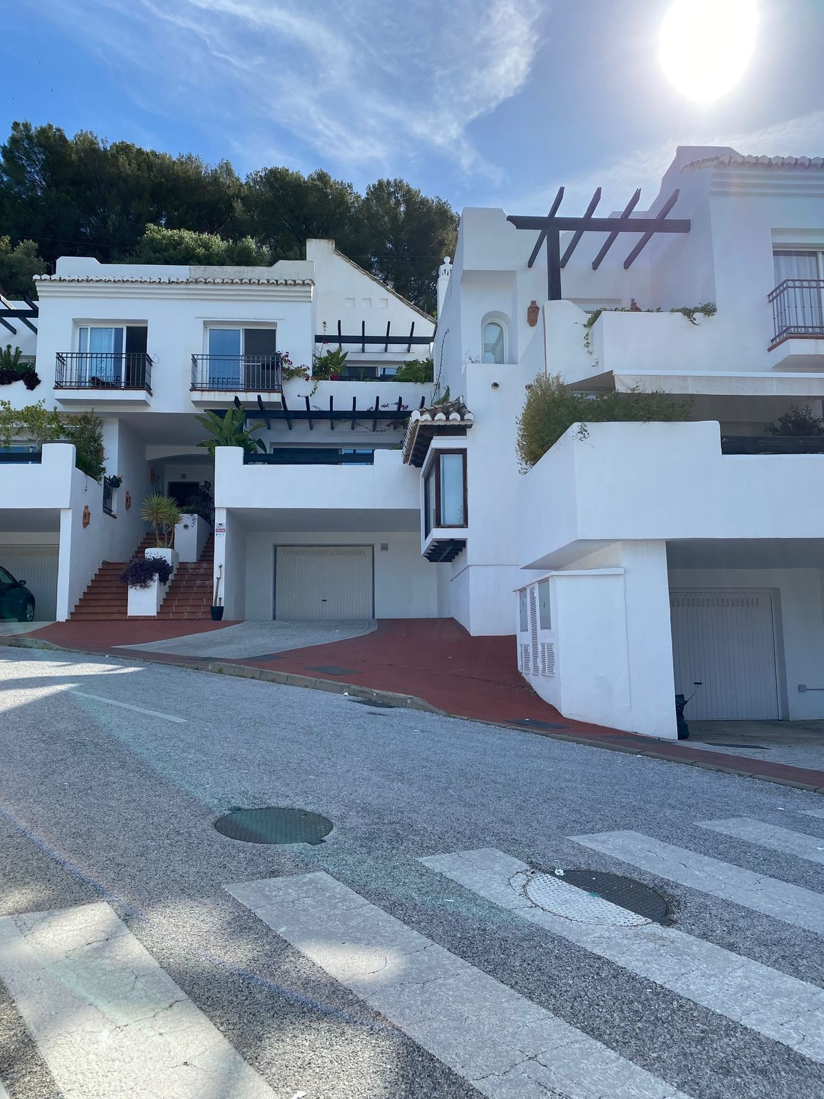 Geschakelde Woning te koop in Istán | 3 slaapkamers H5157373