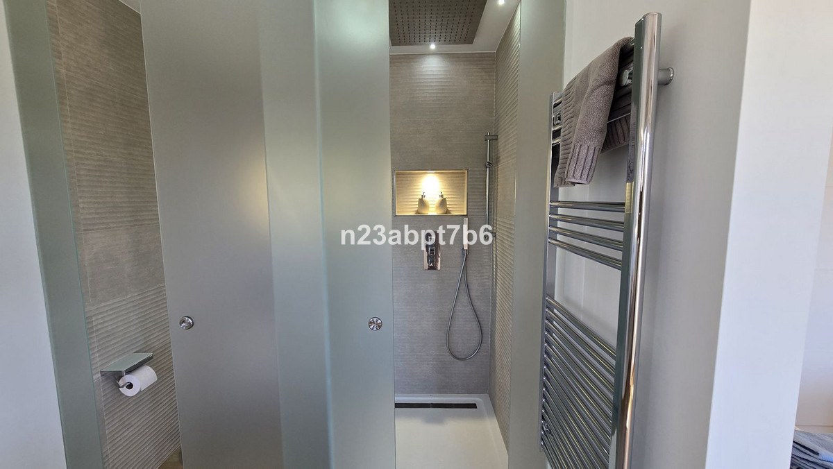 Geschakelde Woning te koop in Istán | 2 slaapkamers H5158084