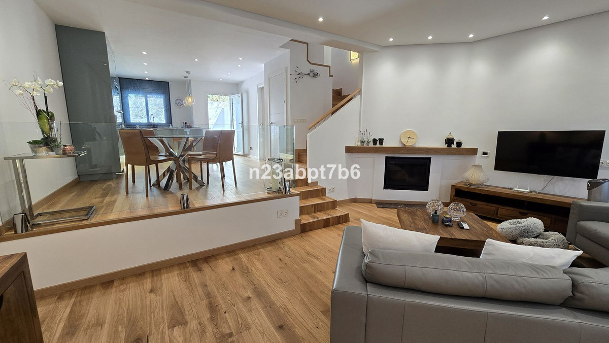 Geschakelde Woning te koop in Istán | 2 slaapkamers H5158084