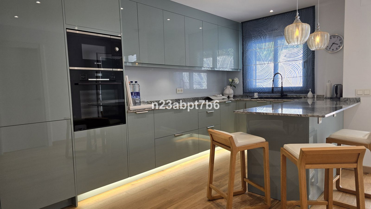 Geschakelde Woning te koop in Istán | 2 slaapkamers H5158084