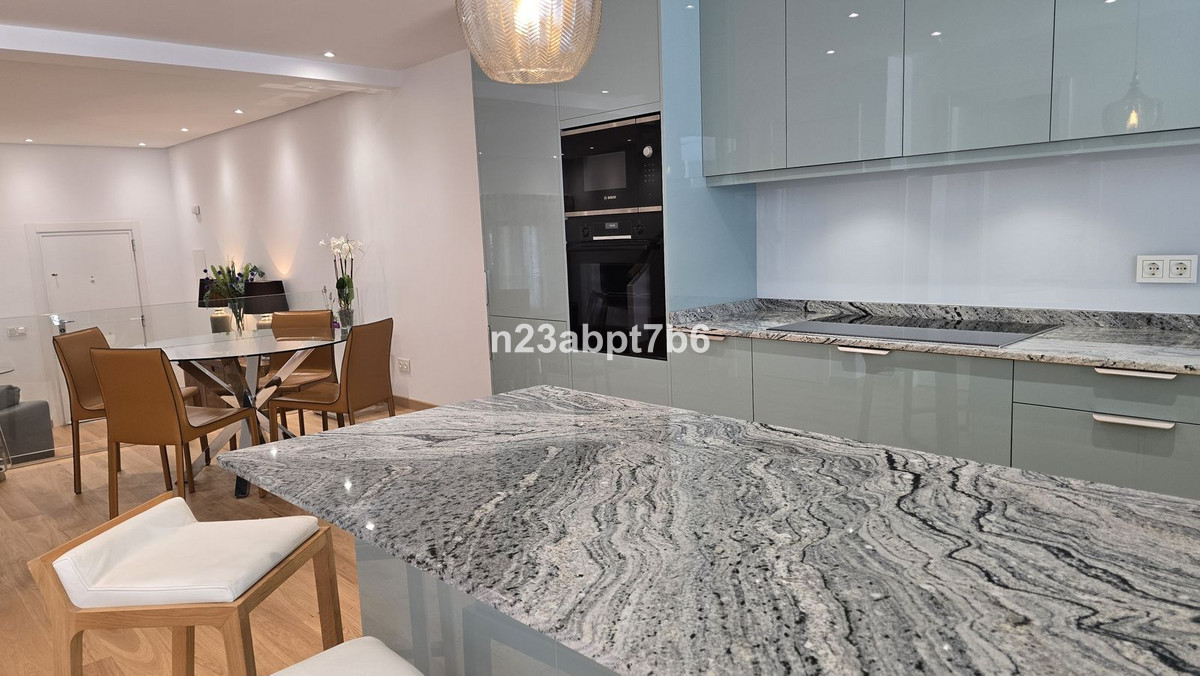 Geschakelde Woning te koop in Istán | 2 slaapkamers H5158084
