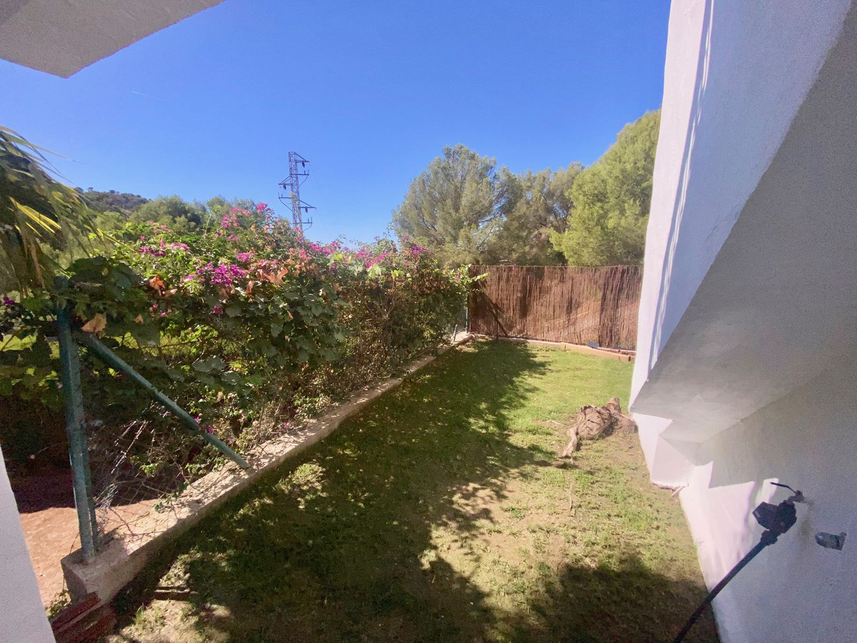 Geschakelde Woning te koop in Istán | 3 slaapkamers H5158285
