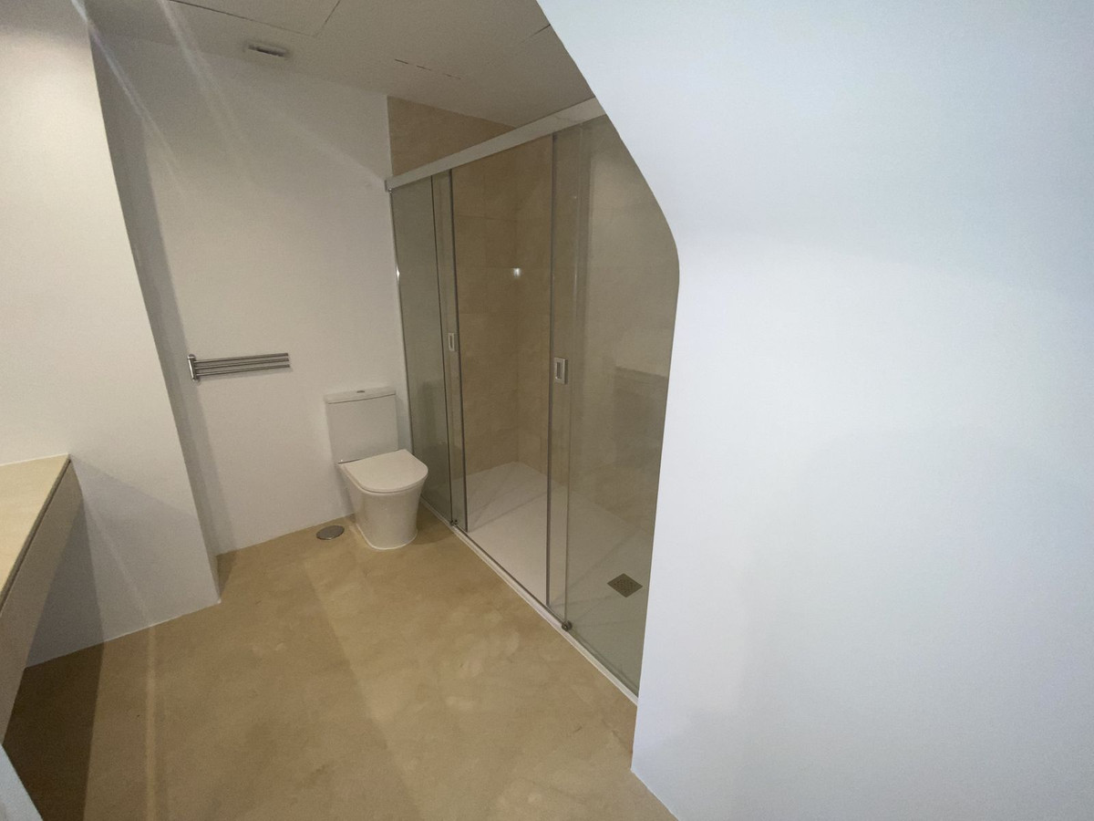 Geschakelde Woning te koop in Istán | 3 slaapkamers H5158285