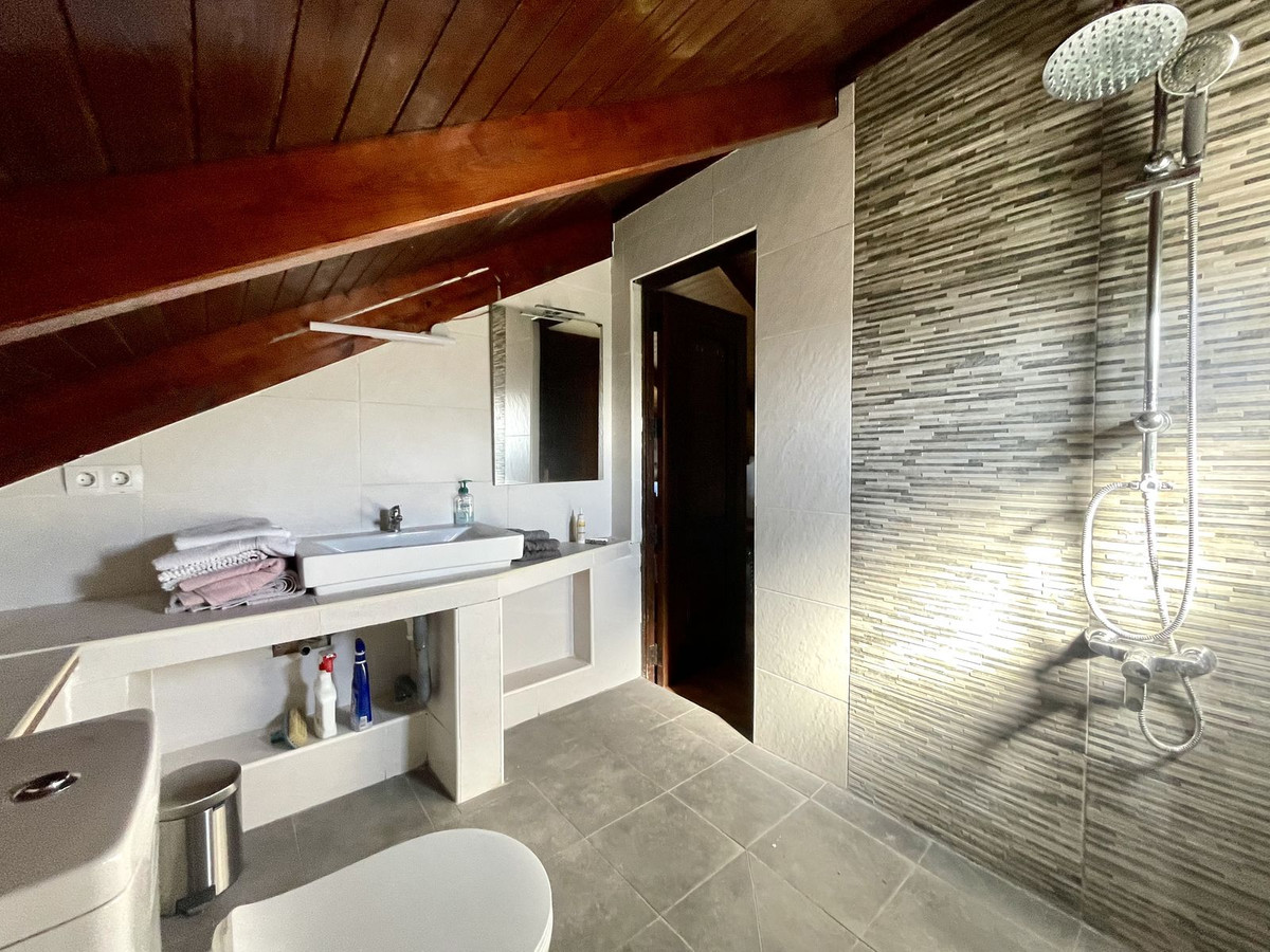 Property main view 32