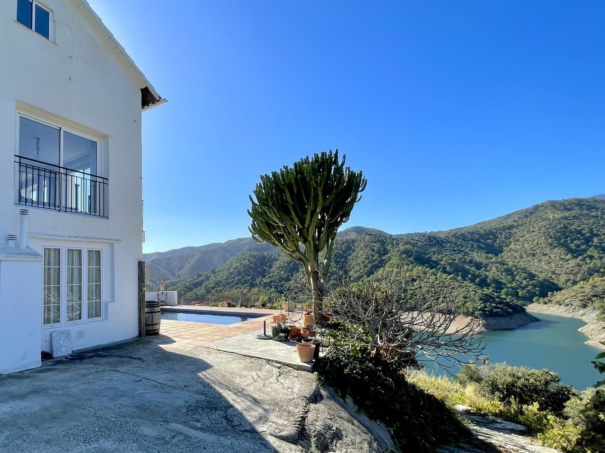 Property main view 42