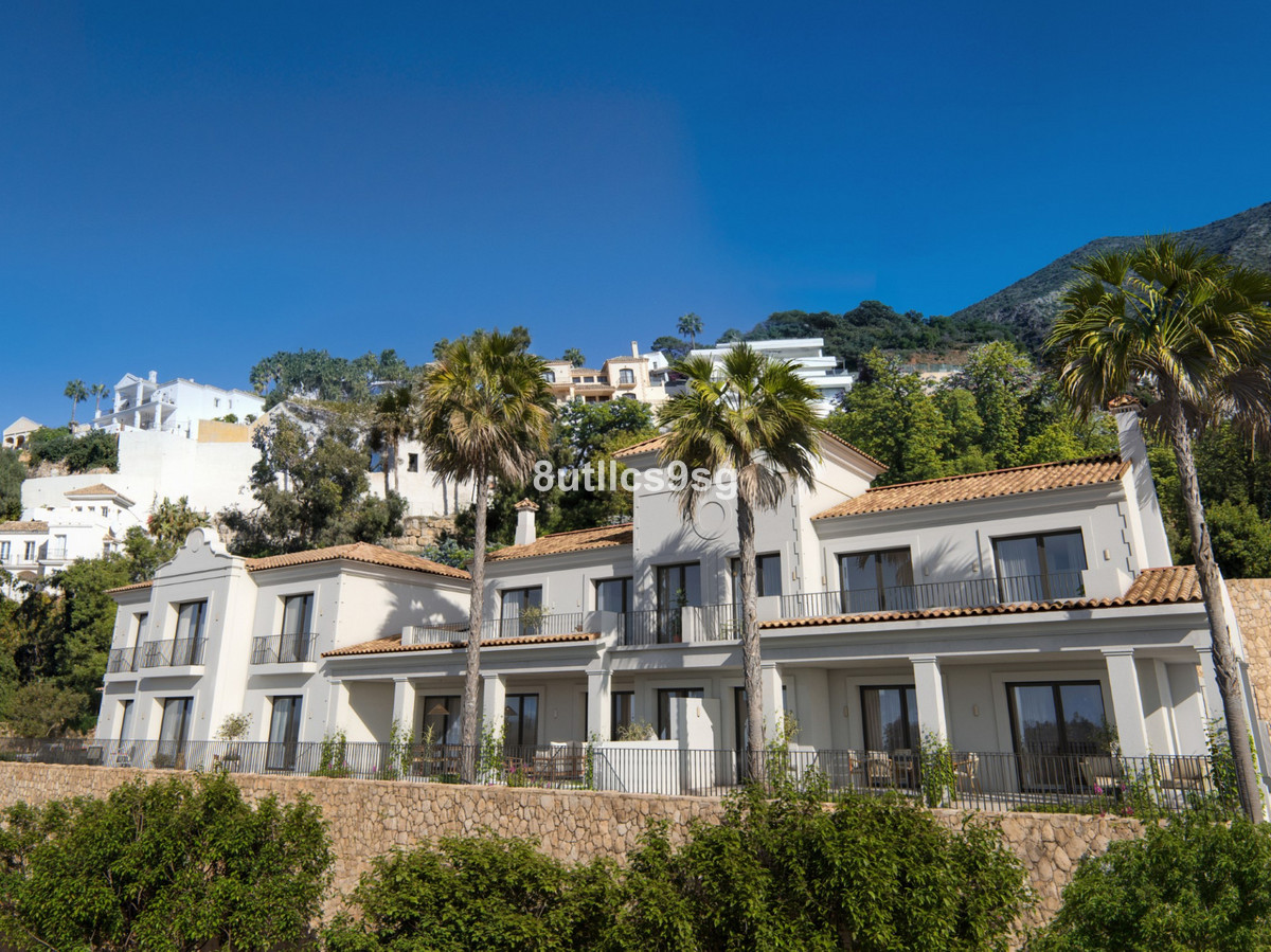 Vrijstaande Villa te koop in Istán | 4 slaapkamers H5250871
