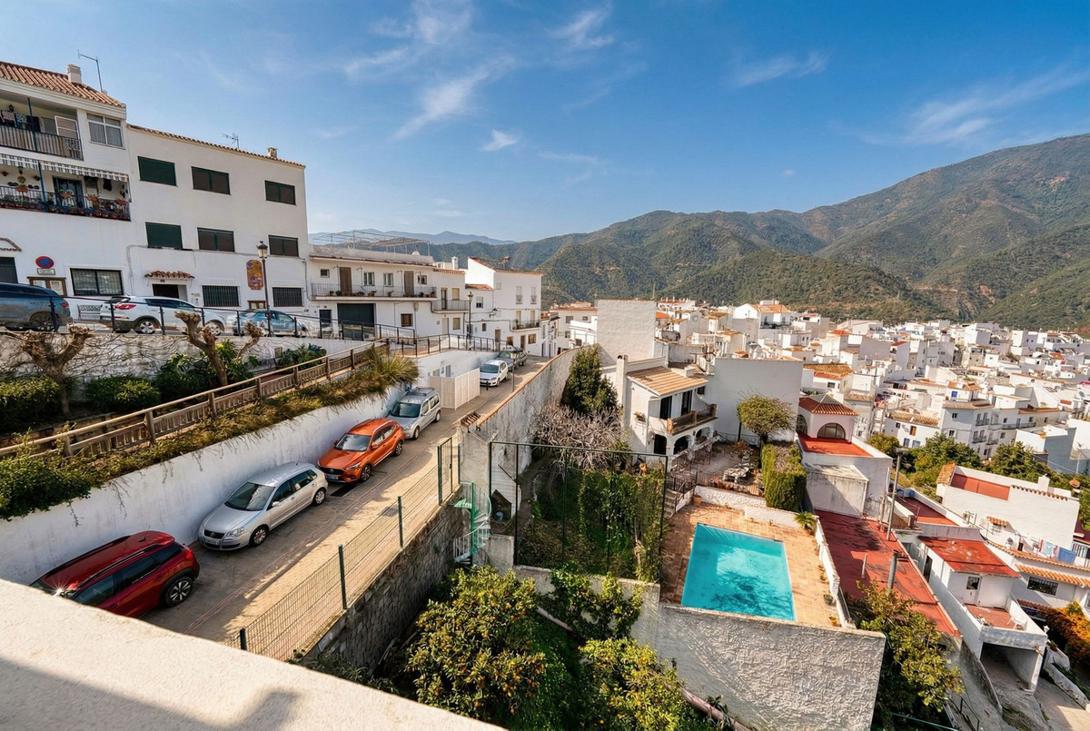 Property main view 37