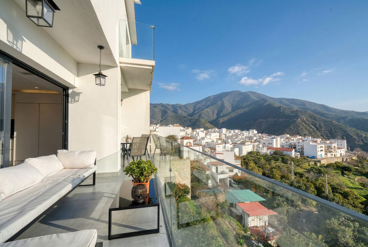 Property main view 44