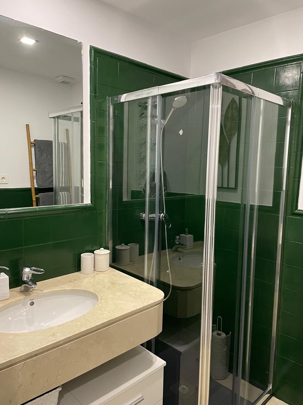 Geschakelde Woning te koop in Istán | 3 slaapkamers H5335651