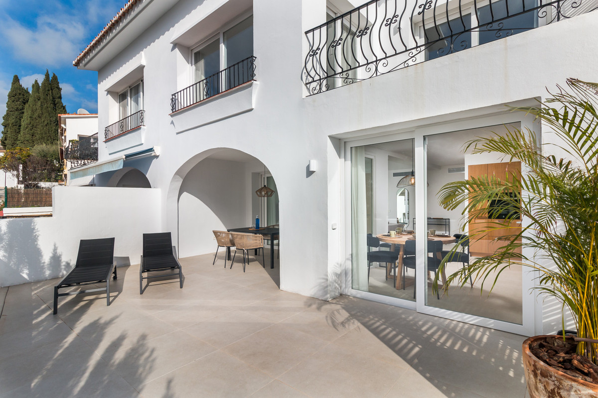 Huis te koop in Istán | 2 slaapkamers H5380216