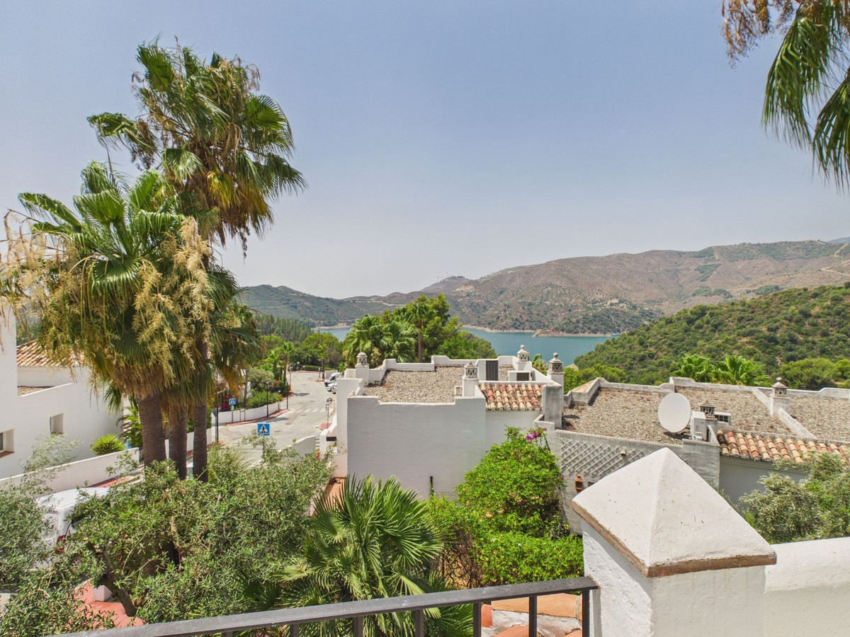 Property main view 36
