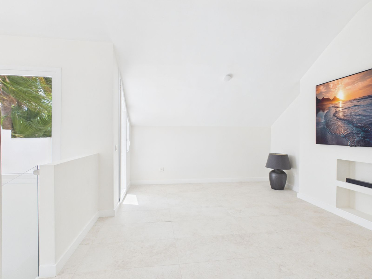 Property main view 40