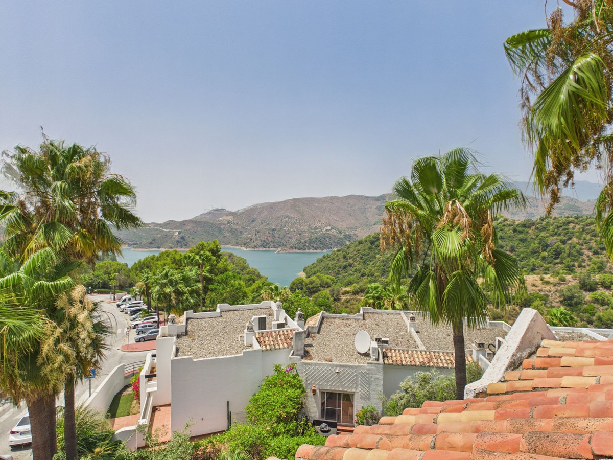 Property main view 44