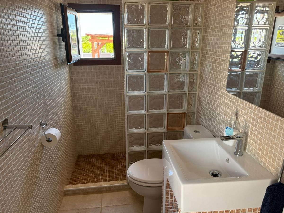 Huis te koop in Jacarilla | 5 slaapkamers H5047153