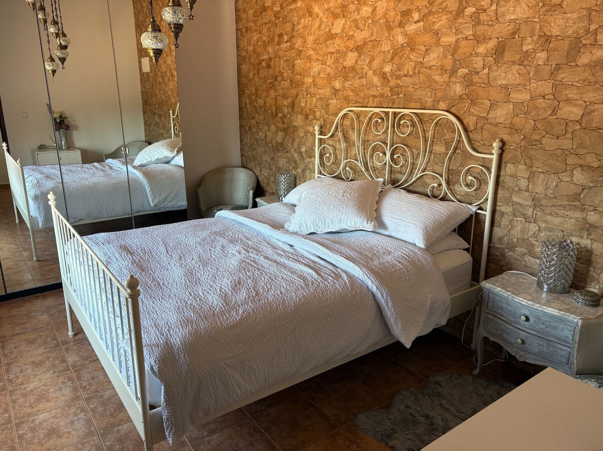 Huis te koop in Jacarilla | 5 slaapkamers H5047153