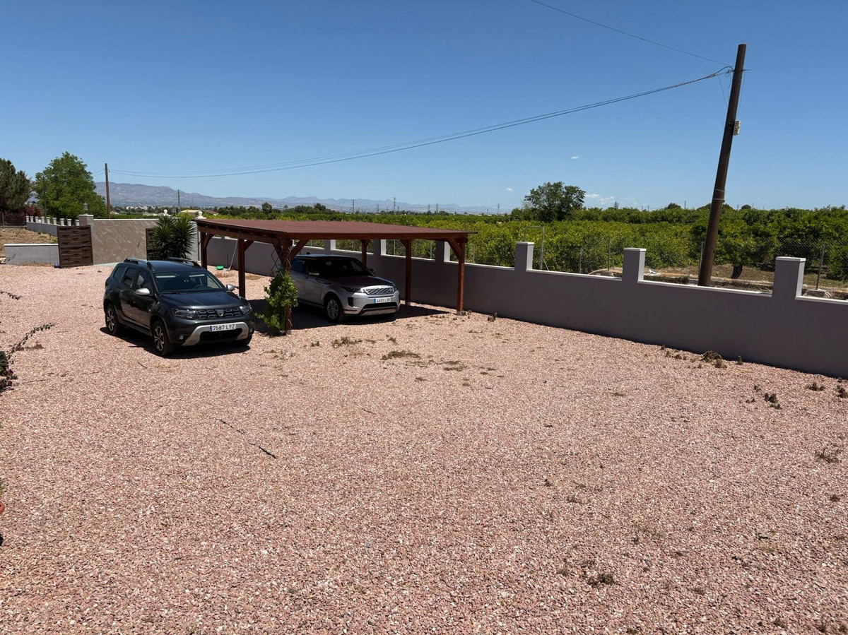 Huis te koop in Jacarilla | 5 slaapkamers H5047153