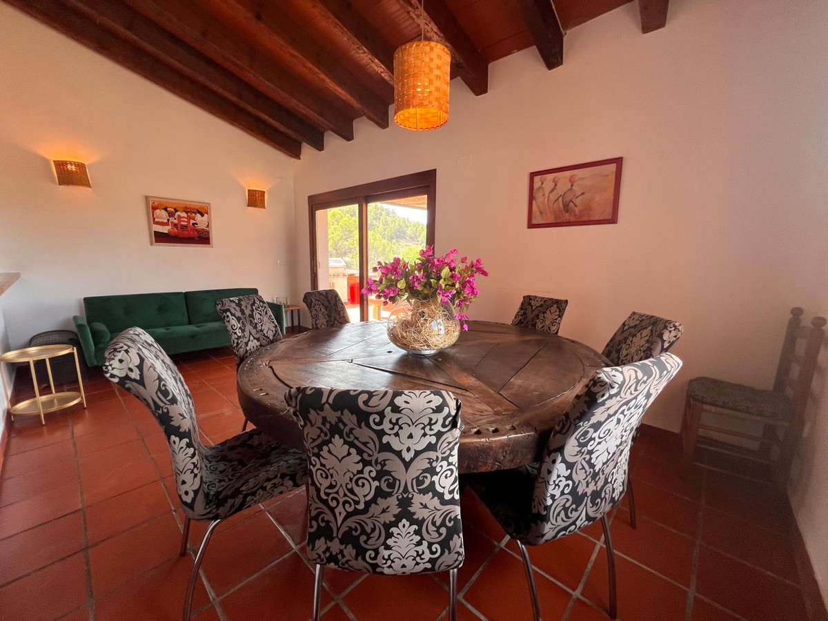 Finca - Cortijo te koop in Jalon | 10 slaapkamers H5139985