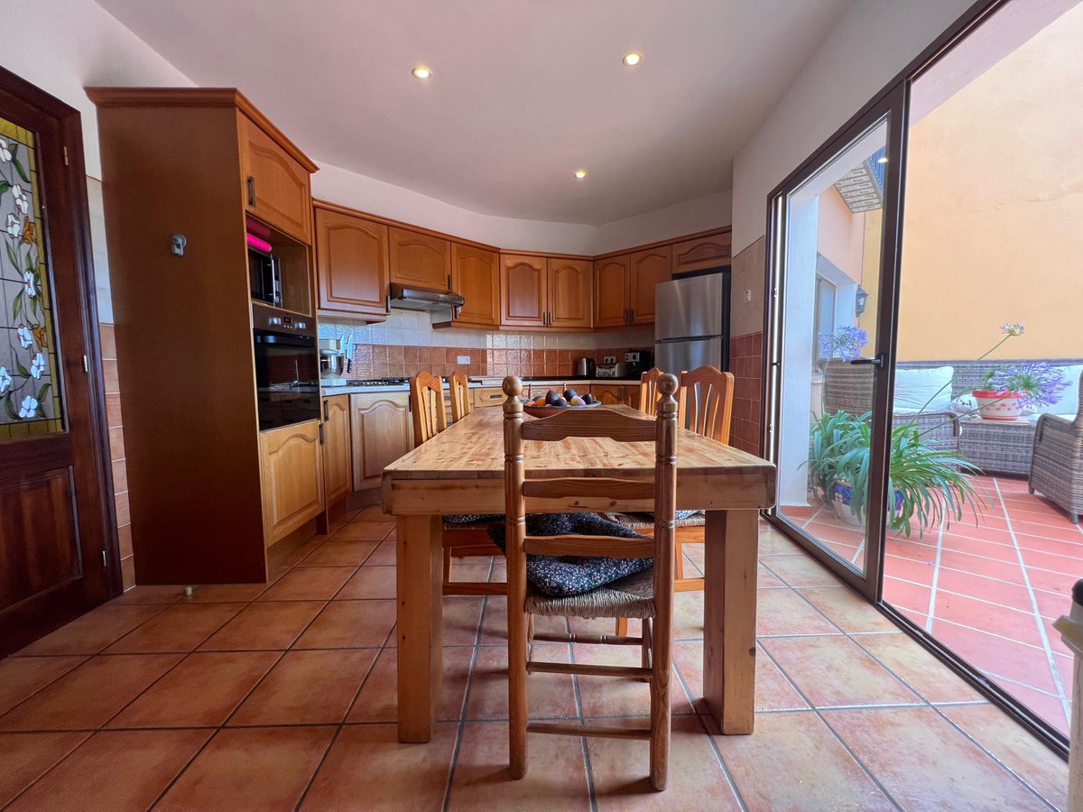 Finca - Cortijo te koop in Jalon | 10 slaapkamers H5139985