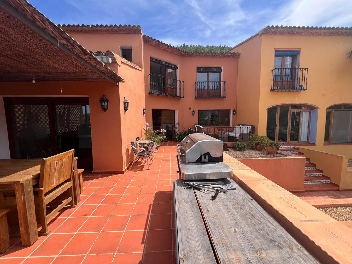 Finca - Cortijo te koop in Jalon | 10 slaapkamers H5139985