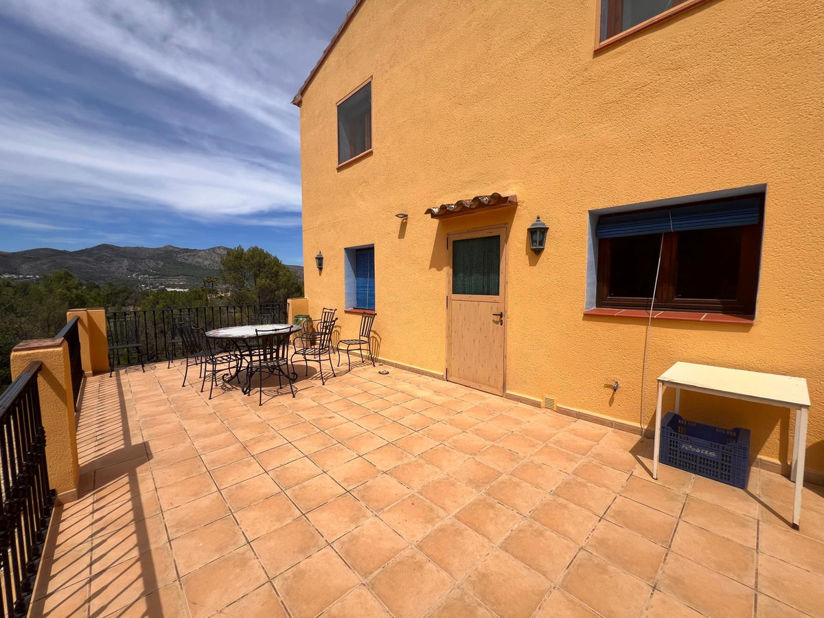 Finca - Cortijo te koop in Jalon | 10 slaapkamers H5139985