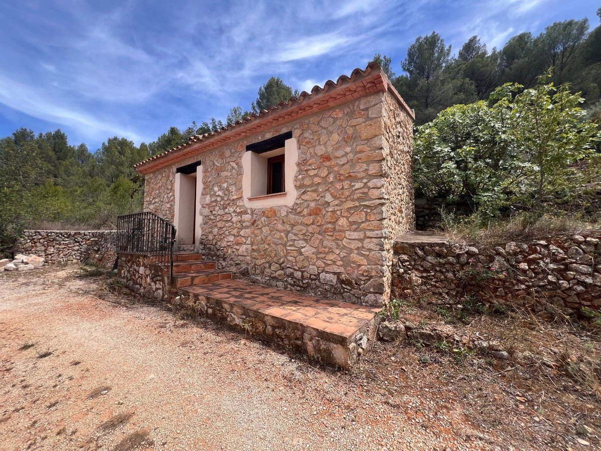 Finca - Cortijo te koop in Jalon | 10 slaapkamers H5139985