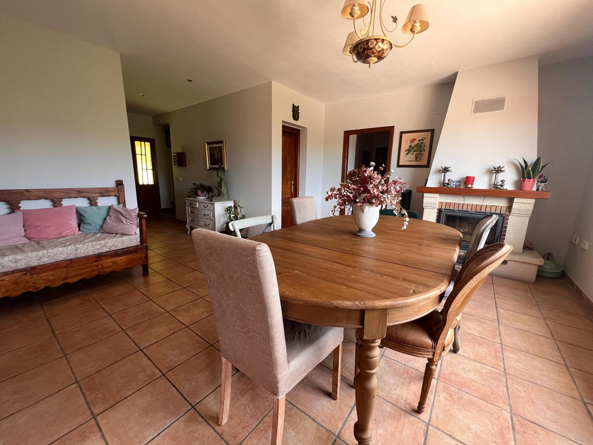 Finca - Cortijo te koop in Jalon | 10 slaapkamers H5139985