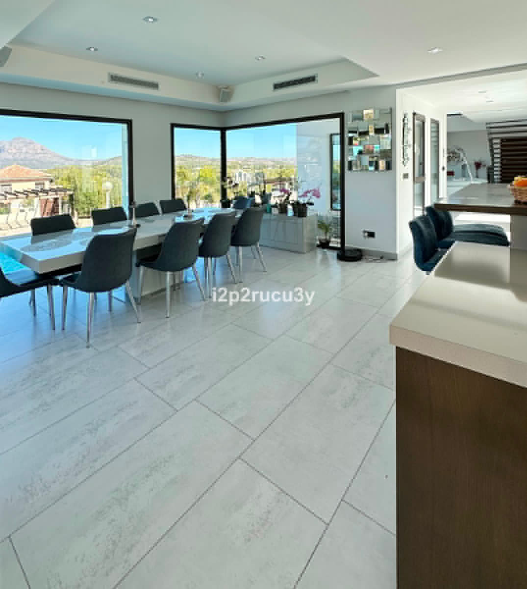 Property main view 44