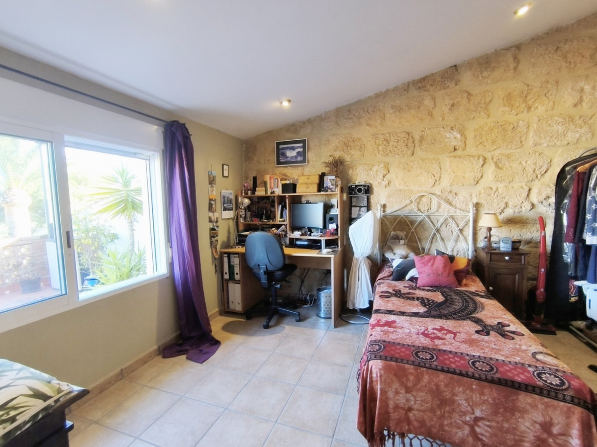 Property main view 42