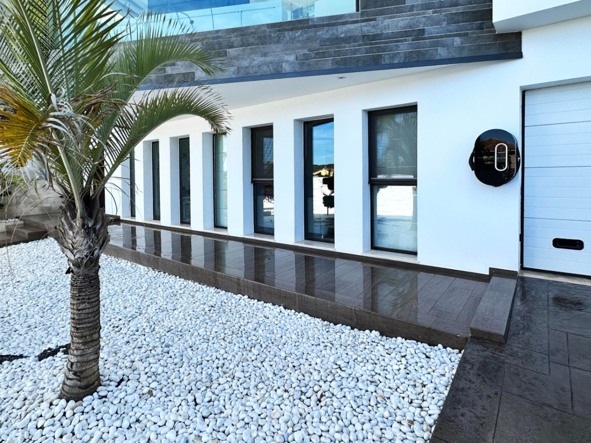 Property main view 45