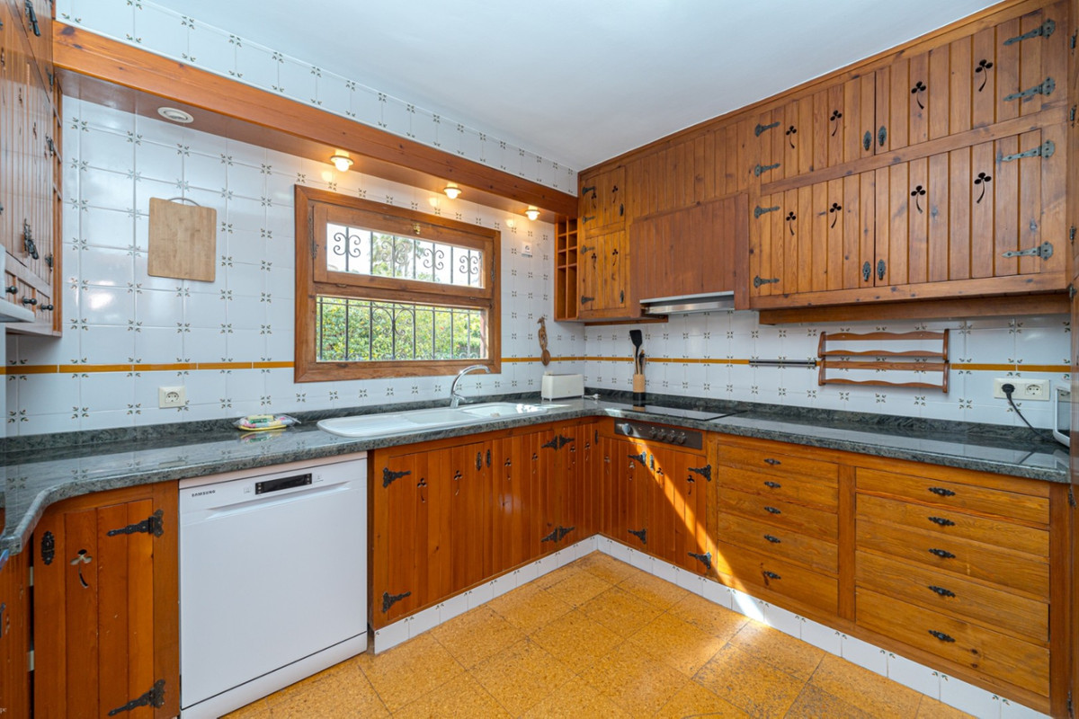 Vrijstaande Villa te koop in Javea | 5 slaapkamers H5081347