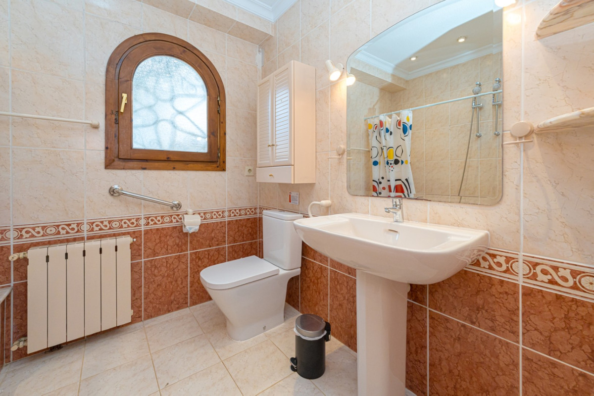 Vrijstaande Villa te koop in Javea | 5 slaapkamers H5081347