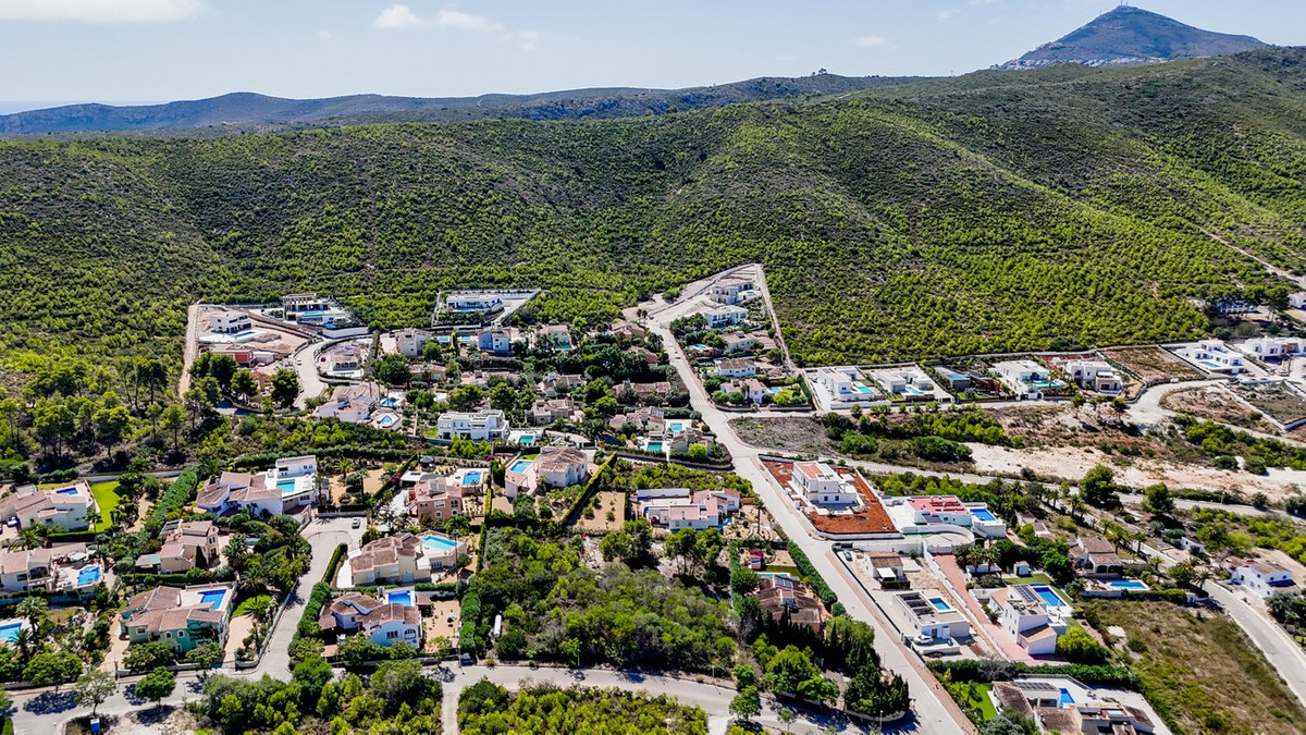 Property main view 40