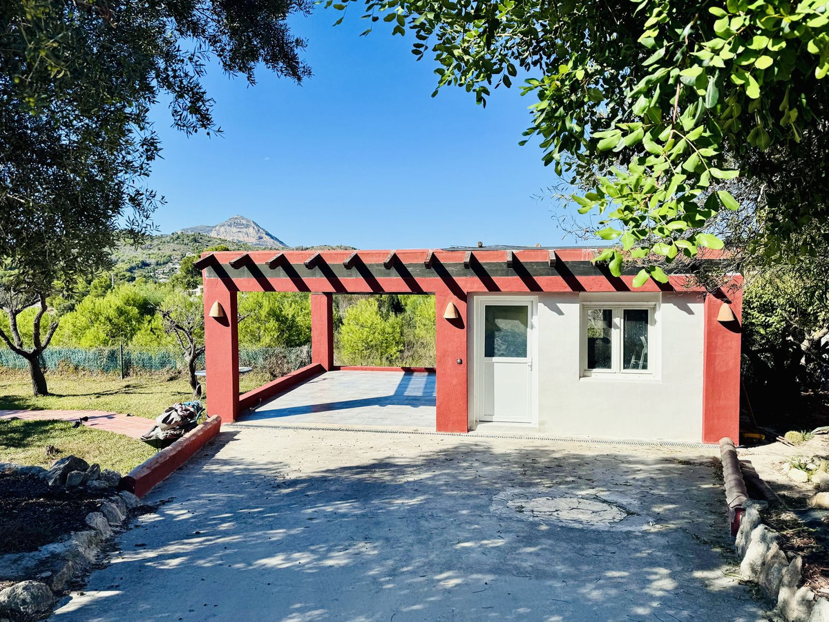 Property main view 33