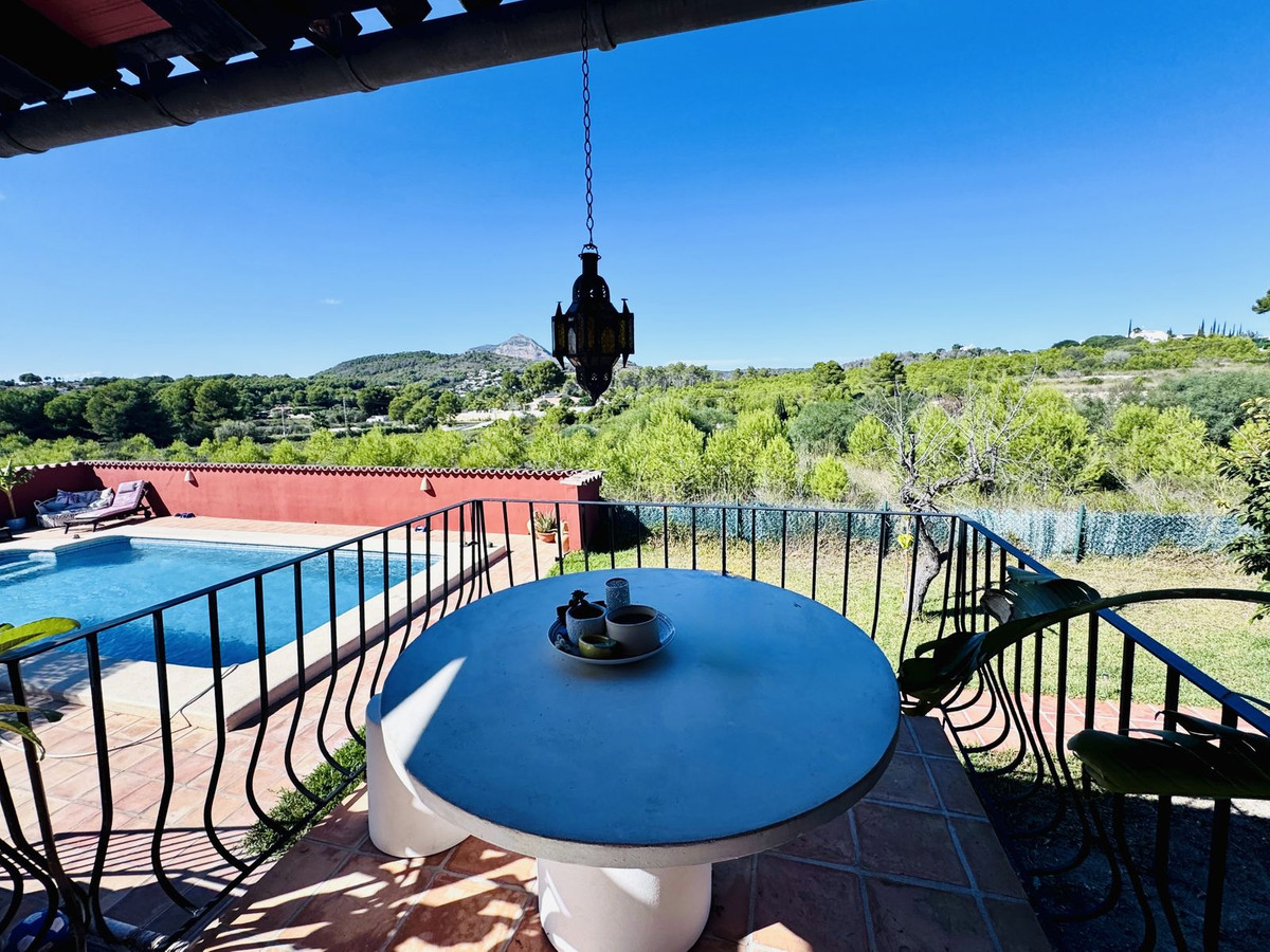 Property main view 40