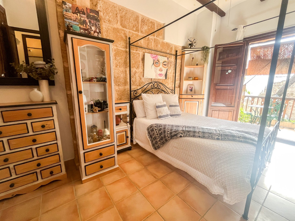 Property main view 33