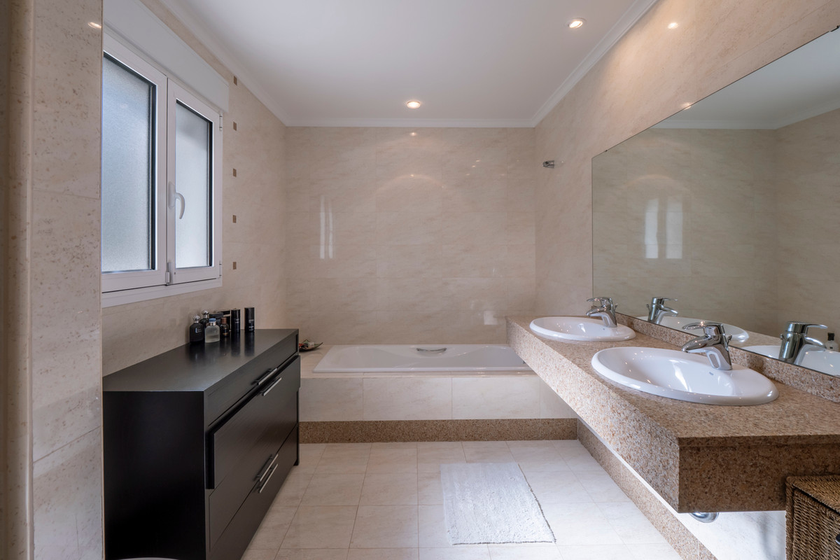 Property main view 47